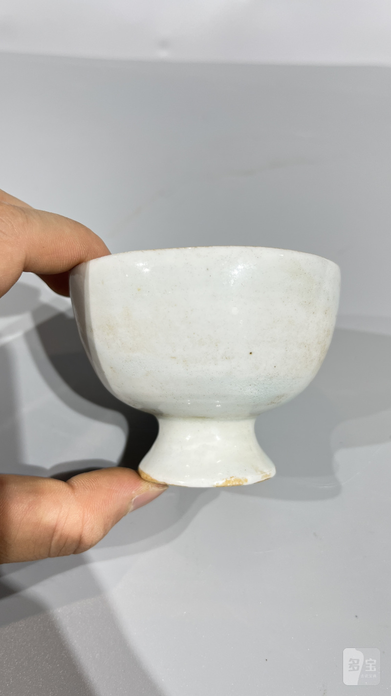明 青白瓷高足杯 - 图4